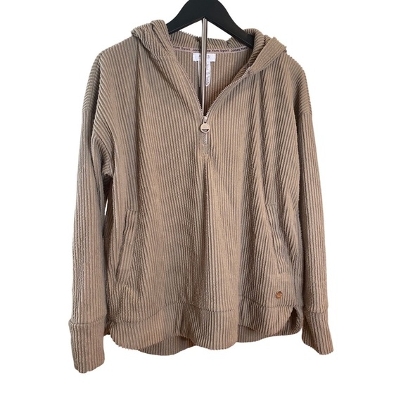 Jones New York Tops - Women’s Jones New York Sport hoodie size large